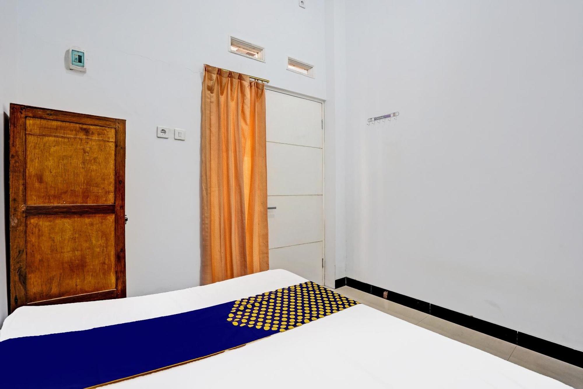 Oyo Life 91866 Paradise Ok Kost Syariah Mojokerto المظهر الخارجي الصورة